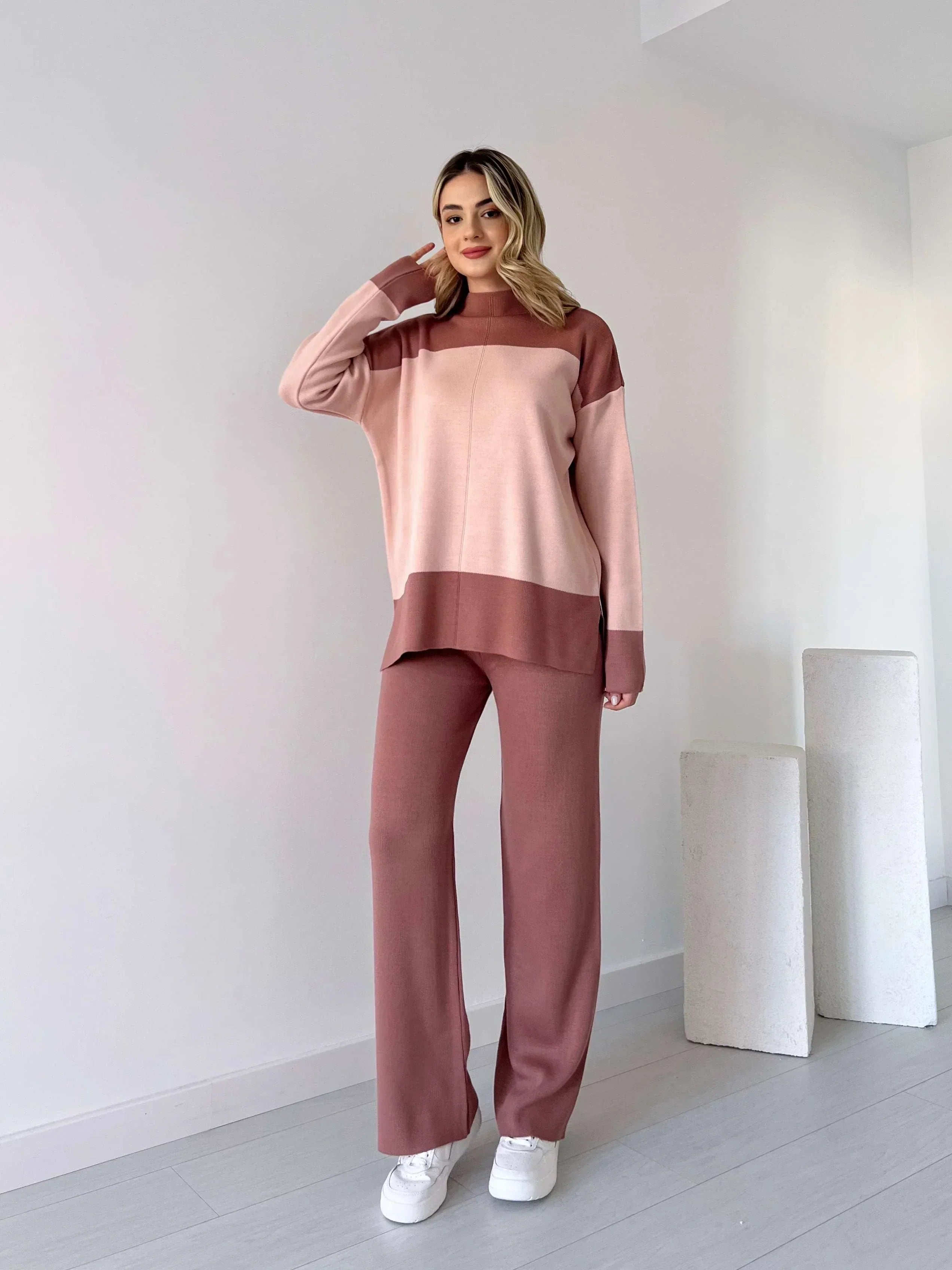 Gaia™ Effortlessly Comfy Knit Set