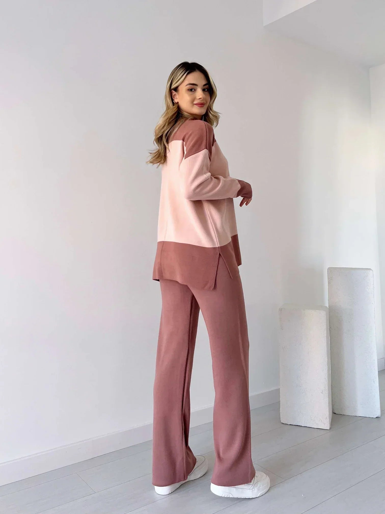 Gaia™ Effortlessly Comfy Knit Set