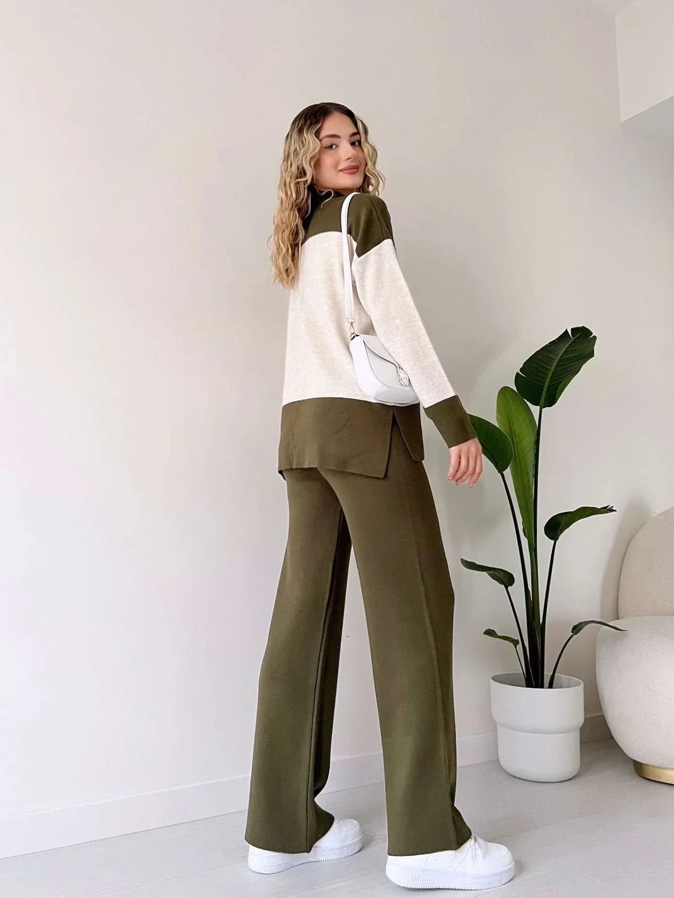 Gaia™ Effortlessly Comfy Knit Set